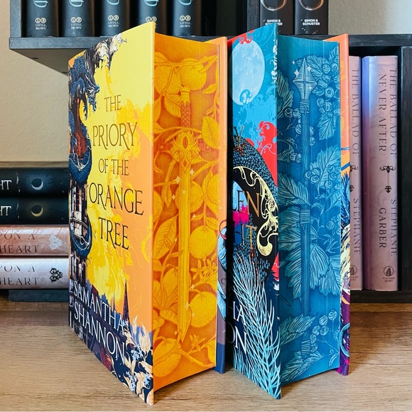 Illumicrate Exclusive Signed The Priory of the Orange Tree by Samantha Shannan - Picture 2 of 13